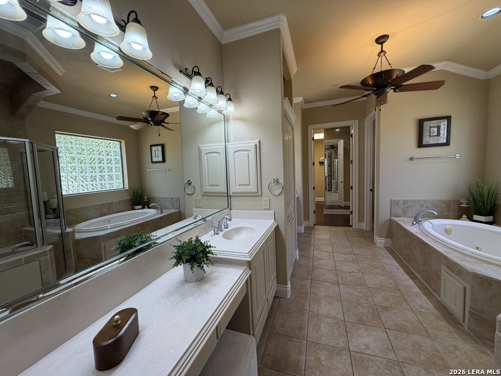 402 Cameron Circle San Antonio TX 78258