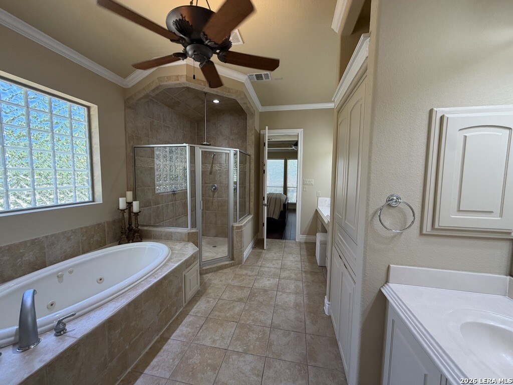 402 Cameron Circle San Antonio TX 78258