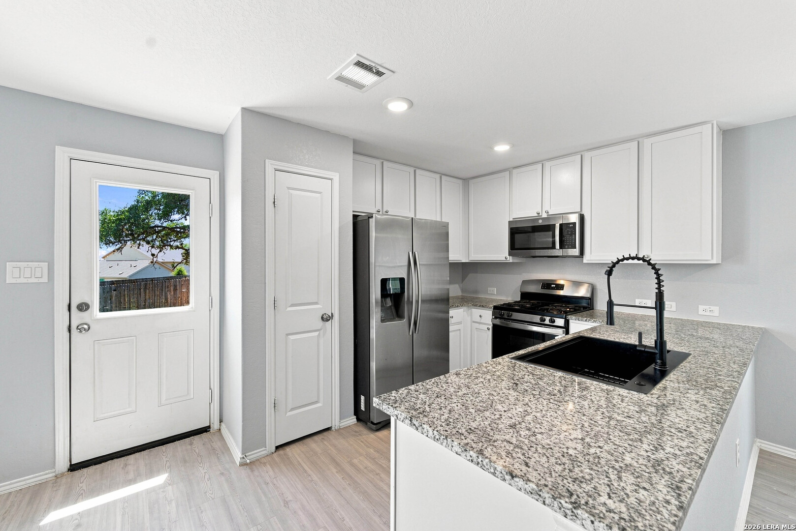 10111 Gap Creek San Antonio TX 78254