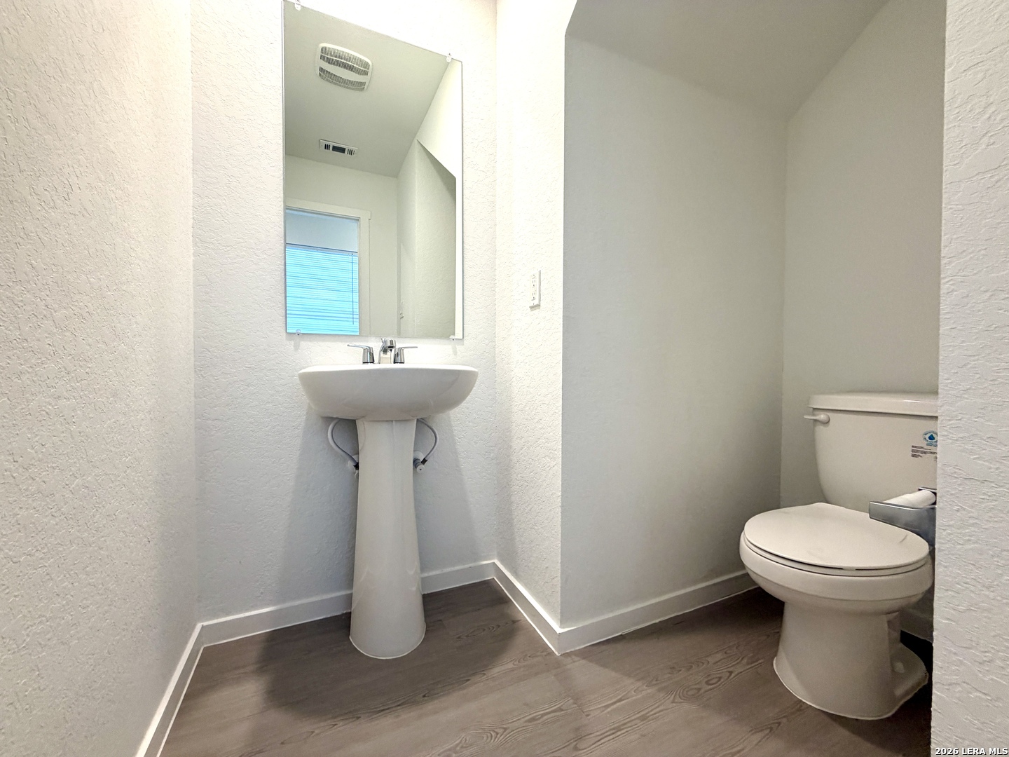 6824 Marble Ridge Elmendorf TX 78112