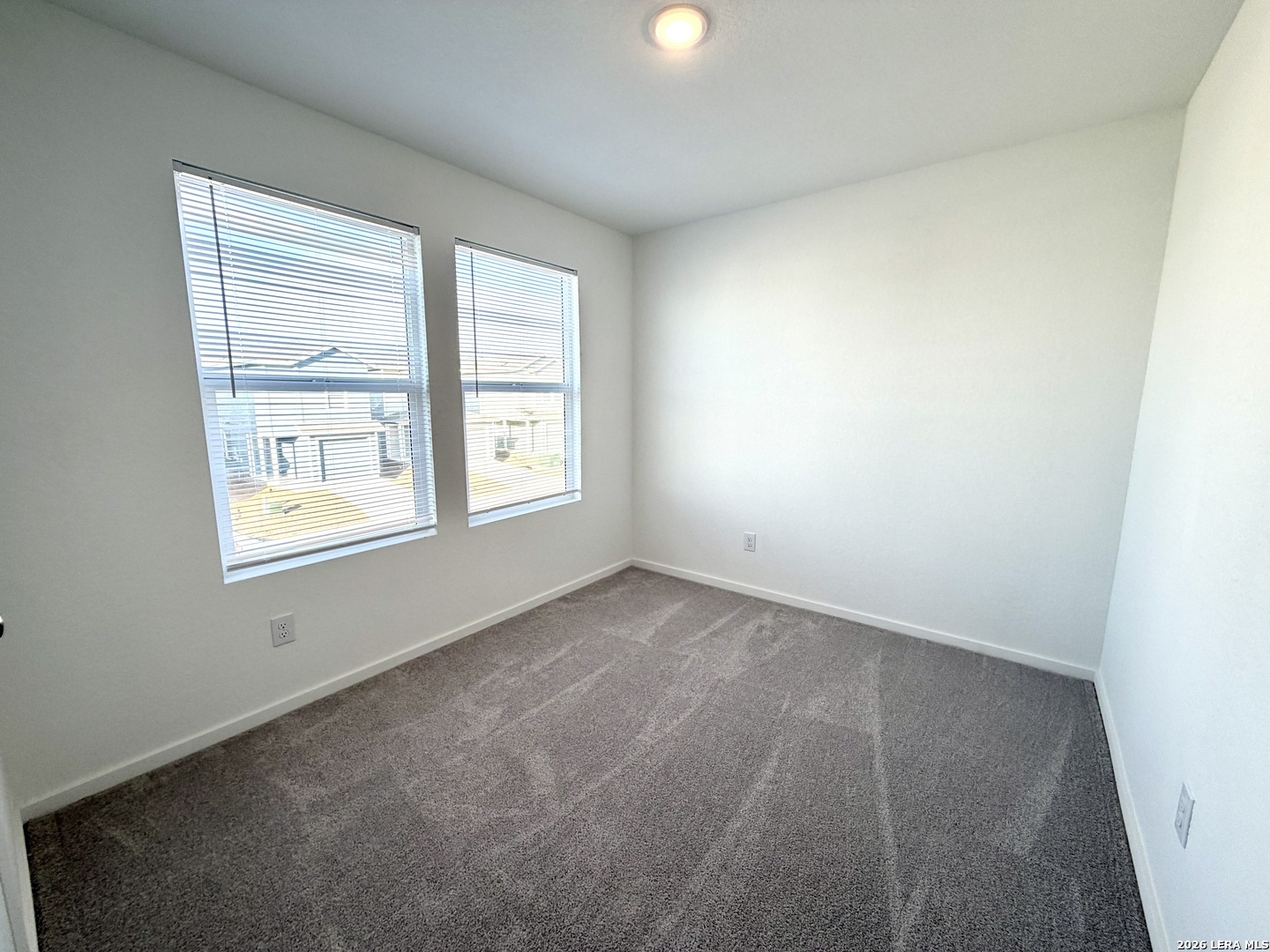 6824 Marble Ridge Elmendorf TX 78112