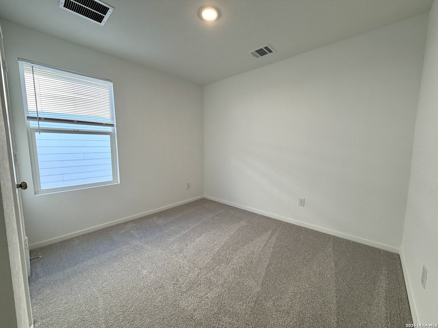 6824 Marble Ridge Elmendorf TX 78112