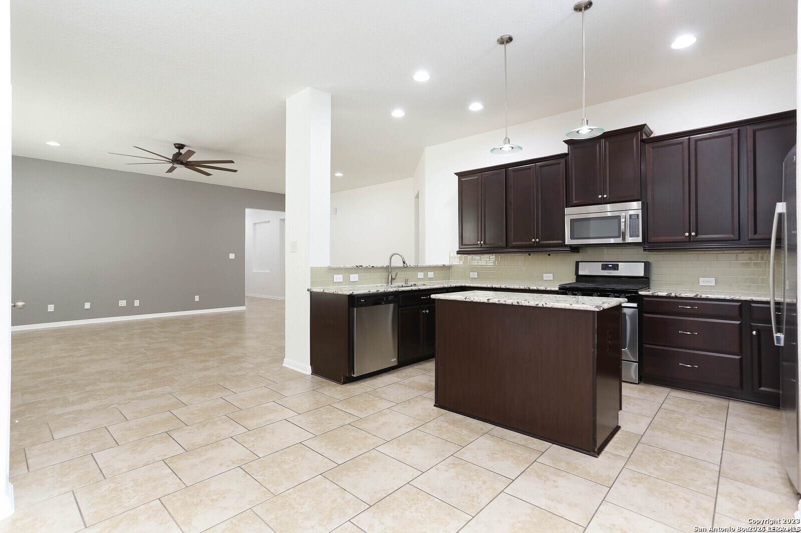 22527 Carriage Bush San Antonio TX 78261