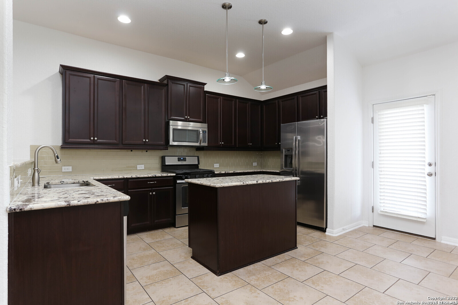 22527 Carriage Bush San Antonio TX 78261