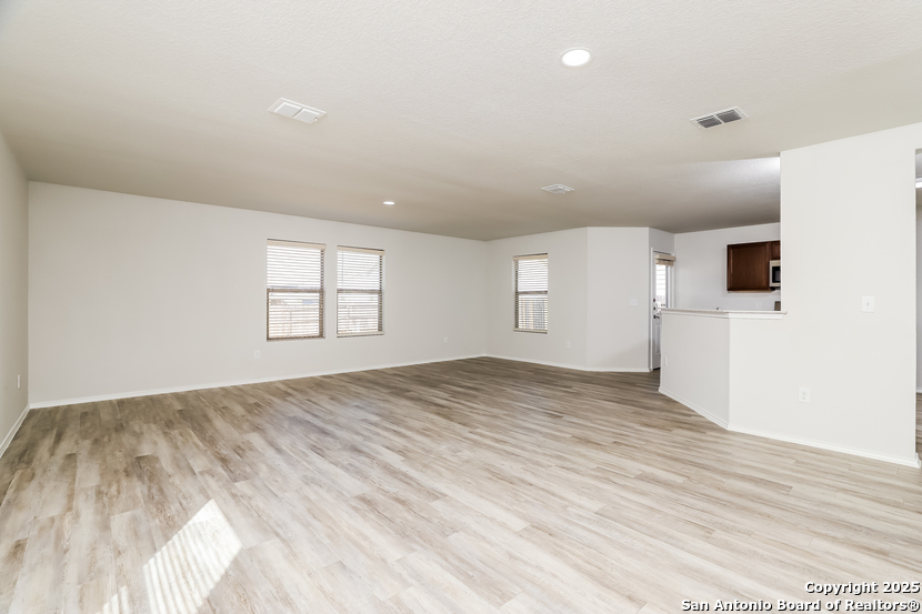 2226 Fishing Trail San Antonio TX 78224