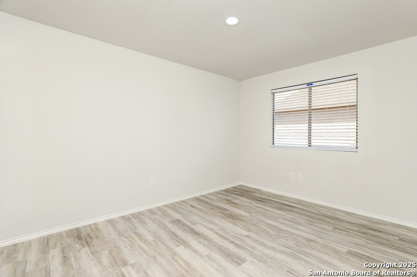 2226 Fishing Trail San Antonio TX 78224