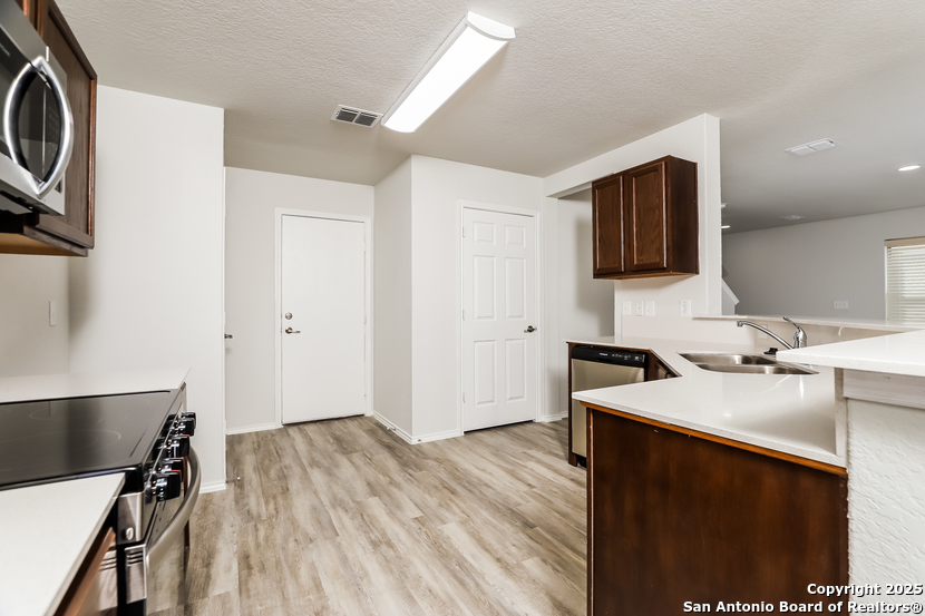 2226 Fishing Trail San Antonio TX 78224