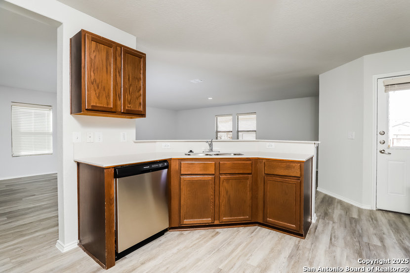 2226 Fishing Trail San Antonio TX 78224