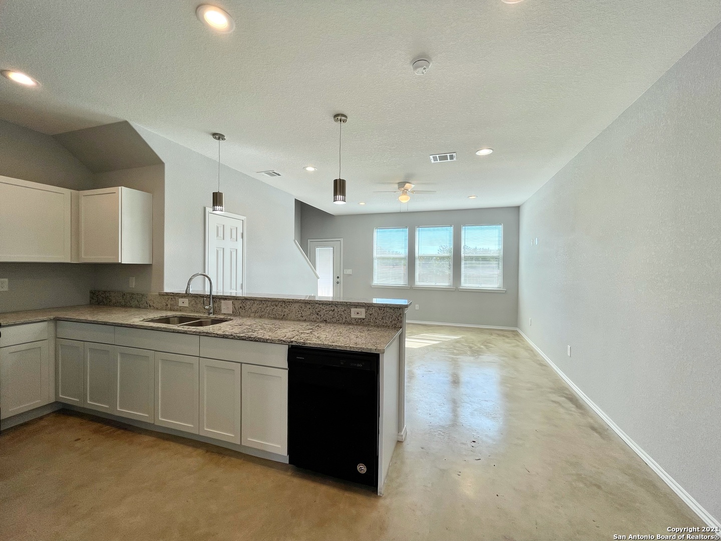 6922 Crestway Road San Antonio TX 78239