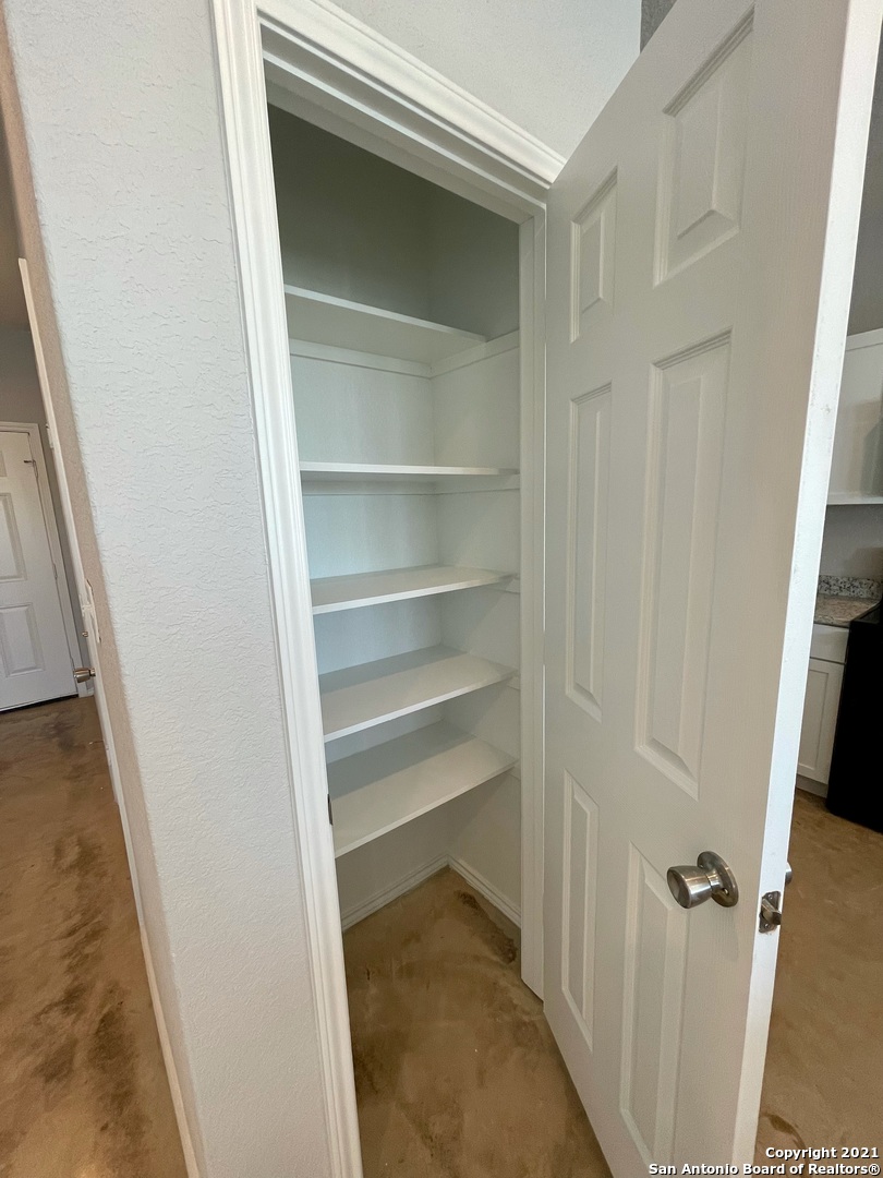 6922 Crestway Road San Antonio TX 78239