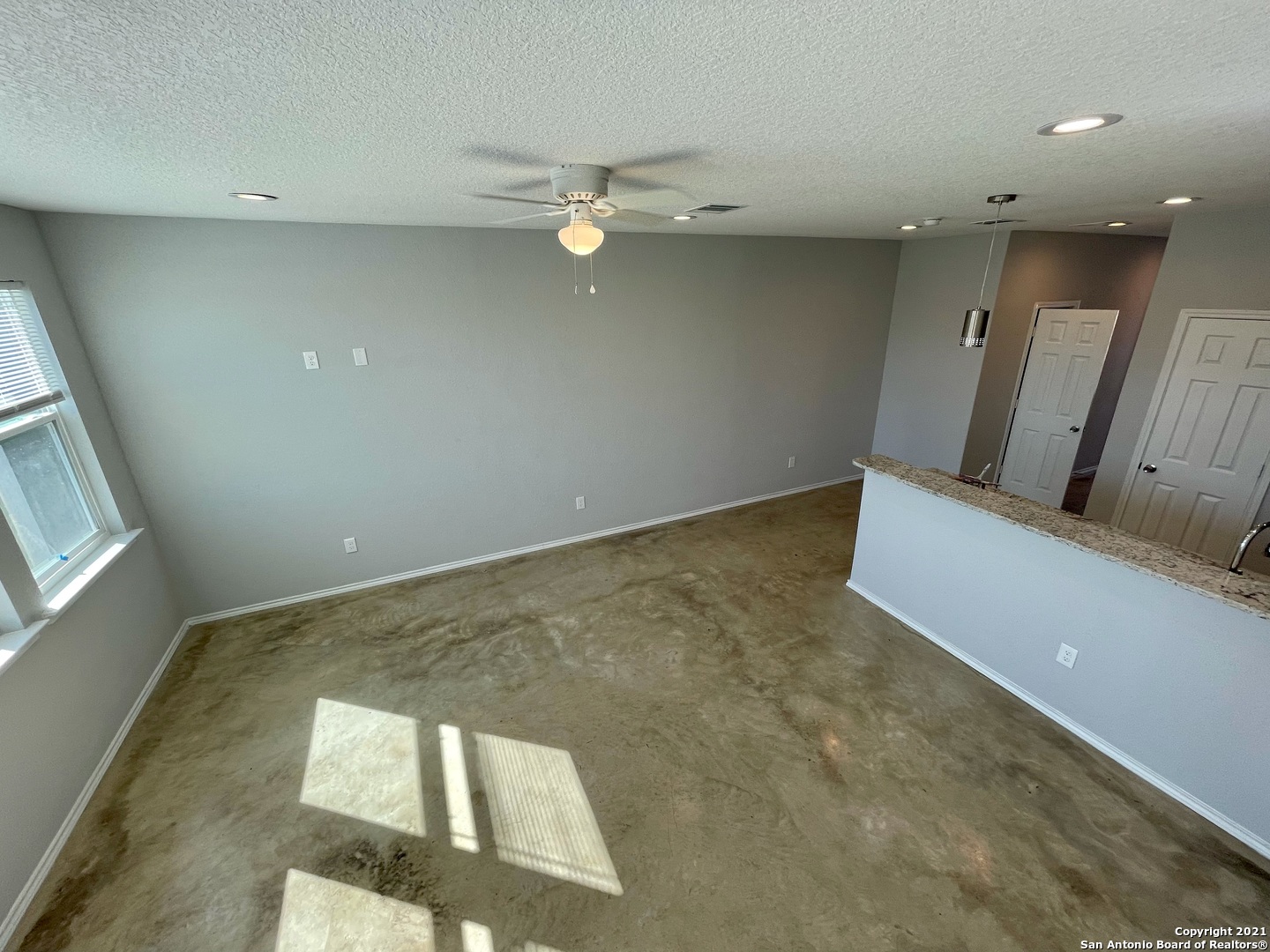 6922 Crestway Road San Antonio TX 78239