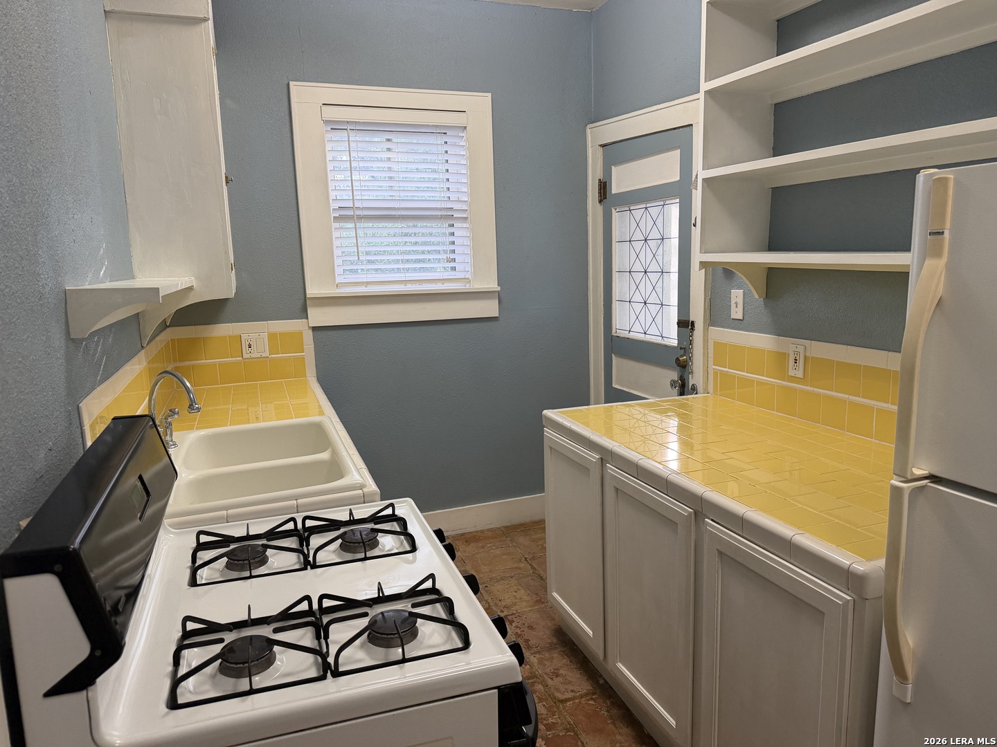 323 Carleton Court San Antonio TX 78212