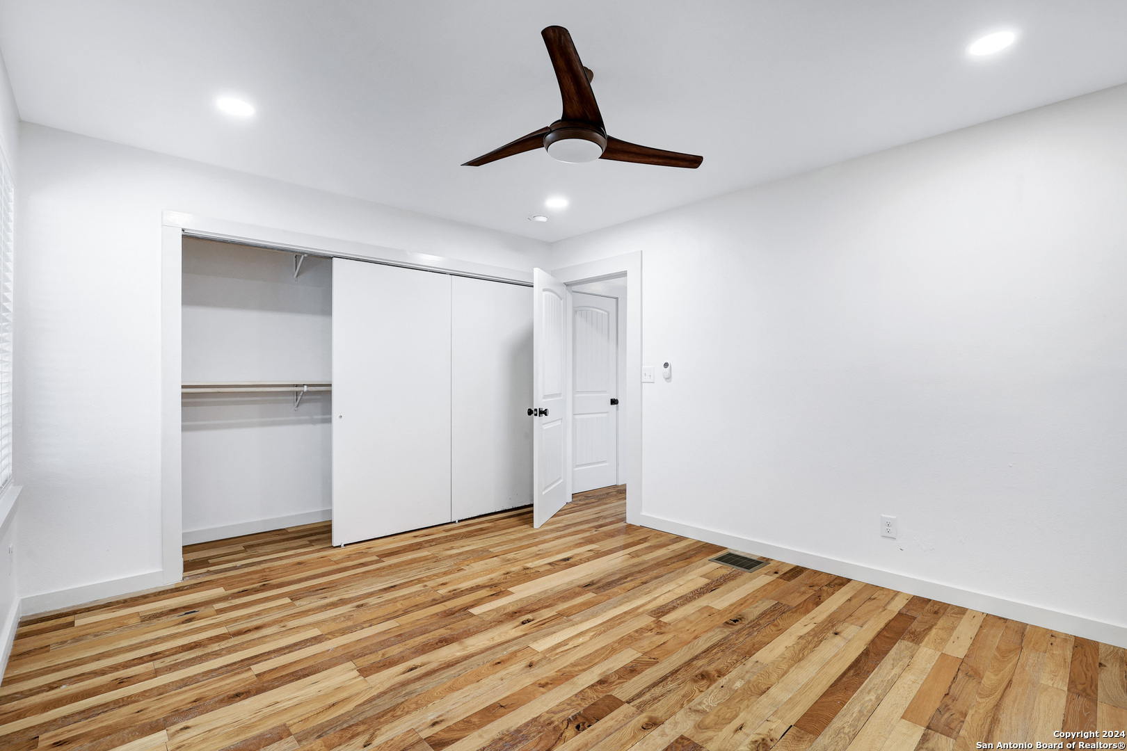 1613 N Olive Street San Antonio TX 78208