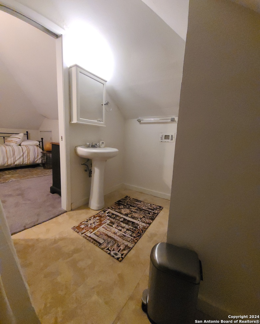 423 W Magnolia San Antonio TX 78212