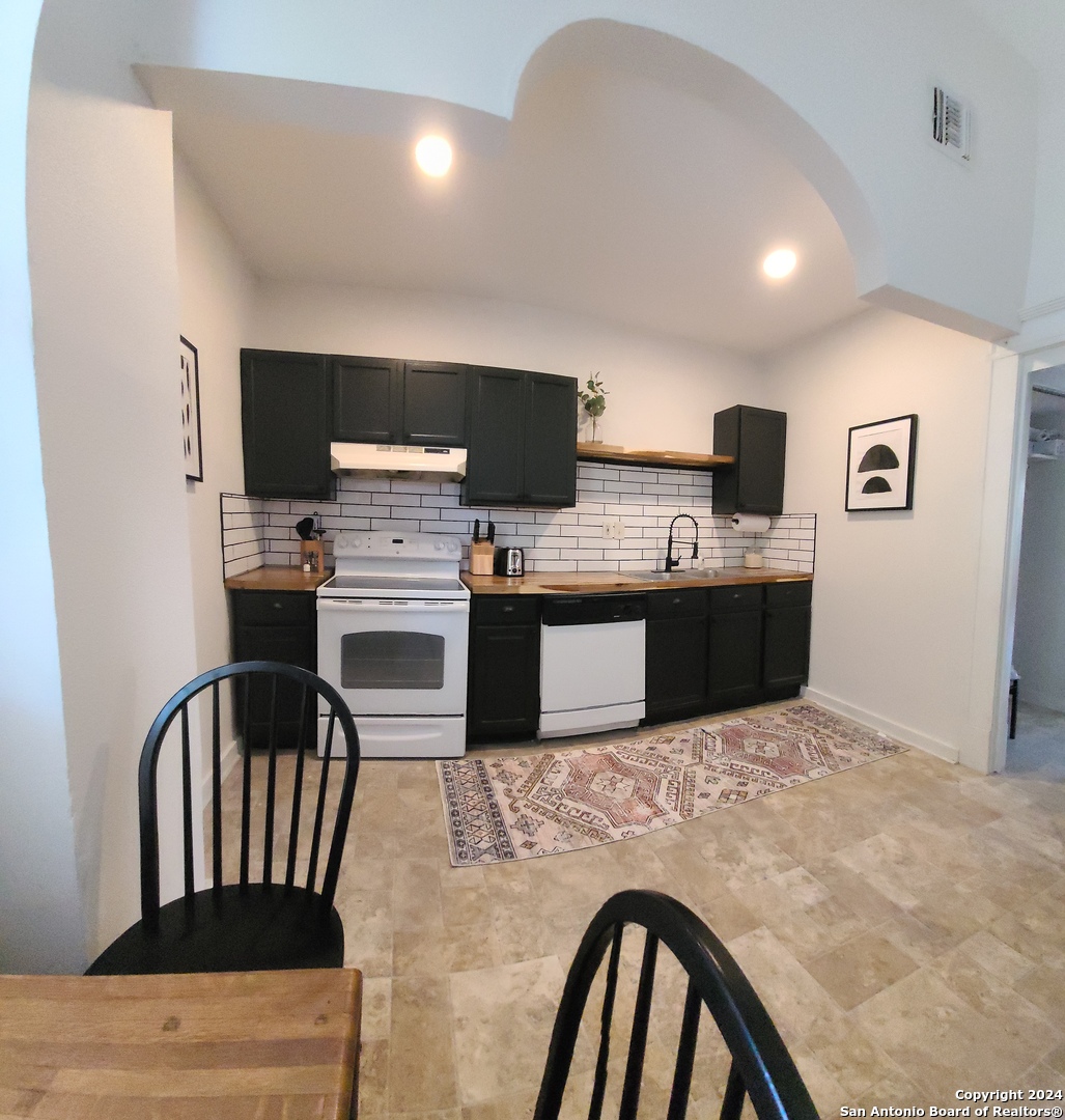 423 W Magnolia San Antonio TX 78212