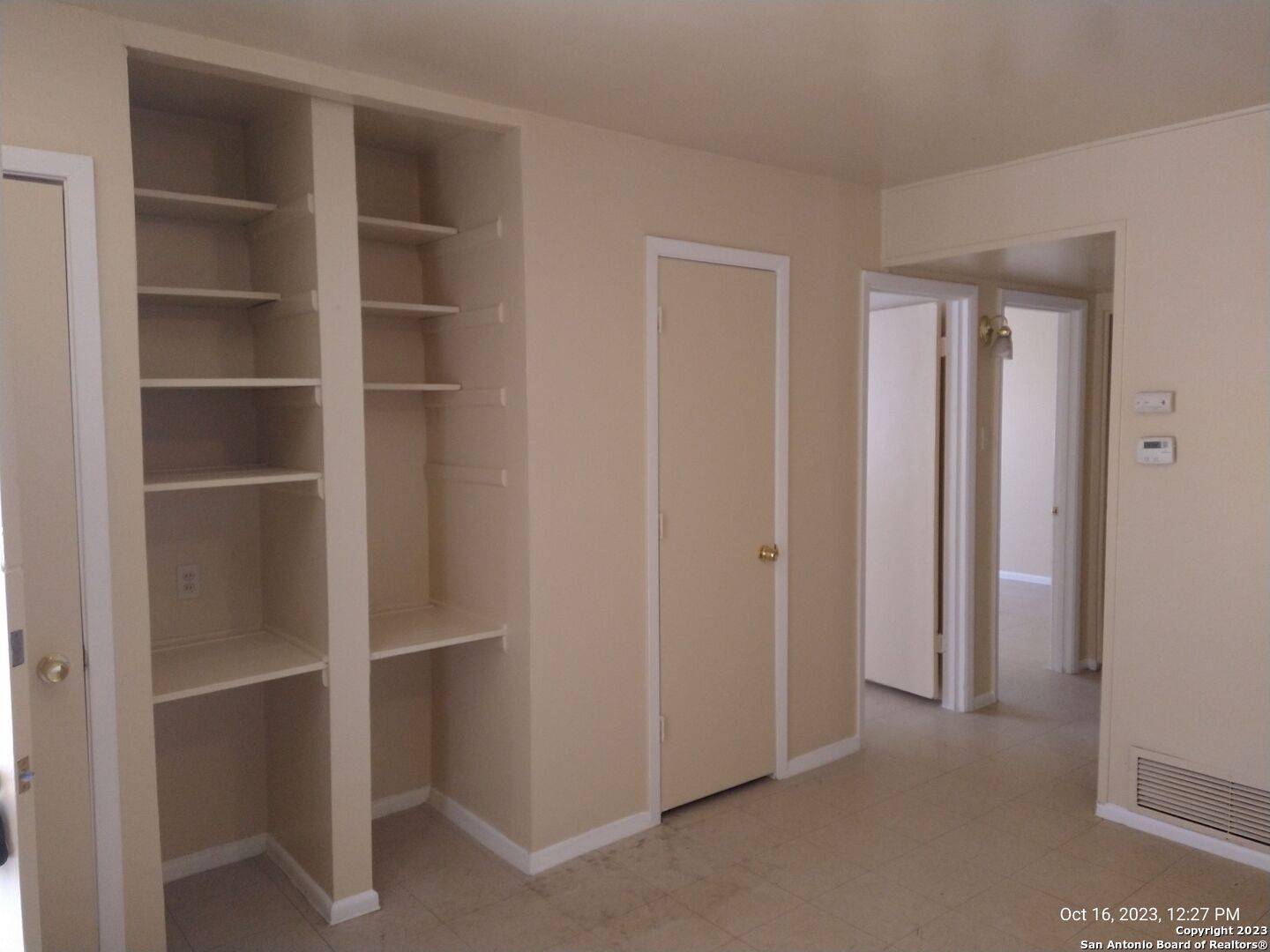 359 Waxwood Lane San Antonio TX 78216