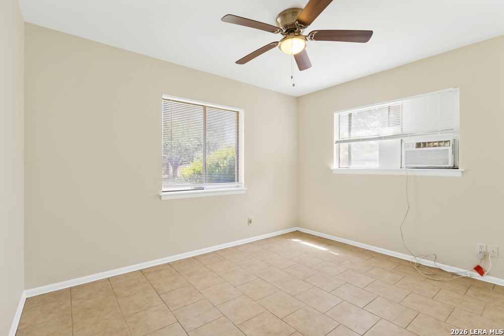 4318 Sun Gate Street San Antonio TX 78217