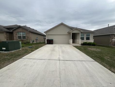 129 Garden Emerald San Antonio TX 78253