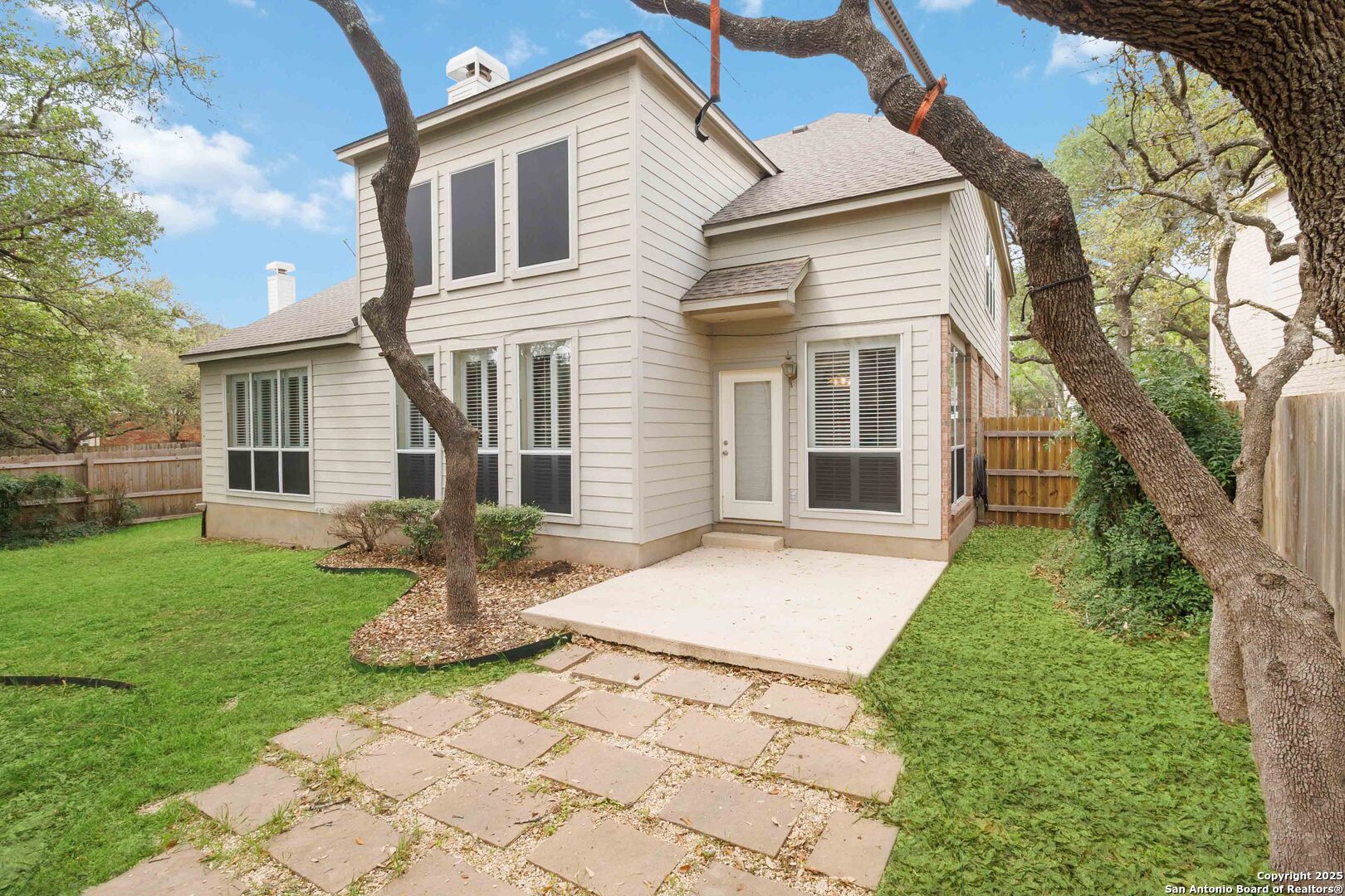 18611 Surreywood San Antonio TX 78258