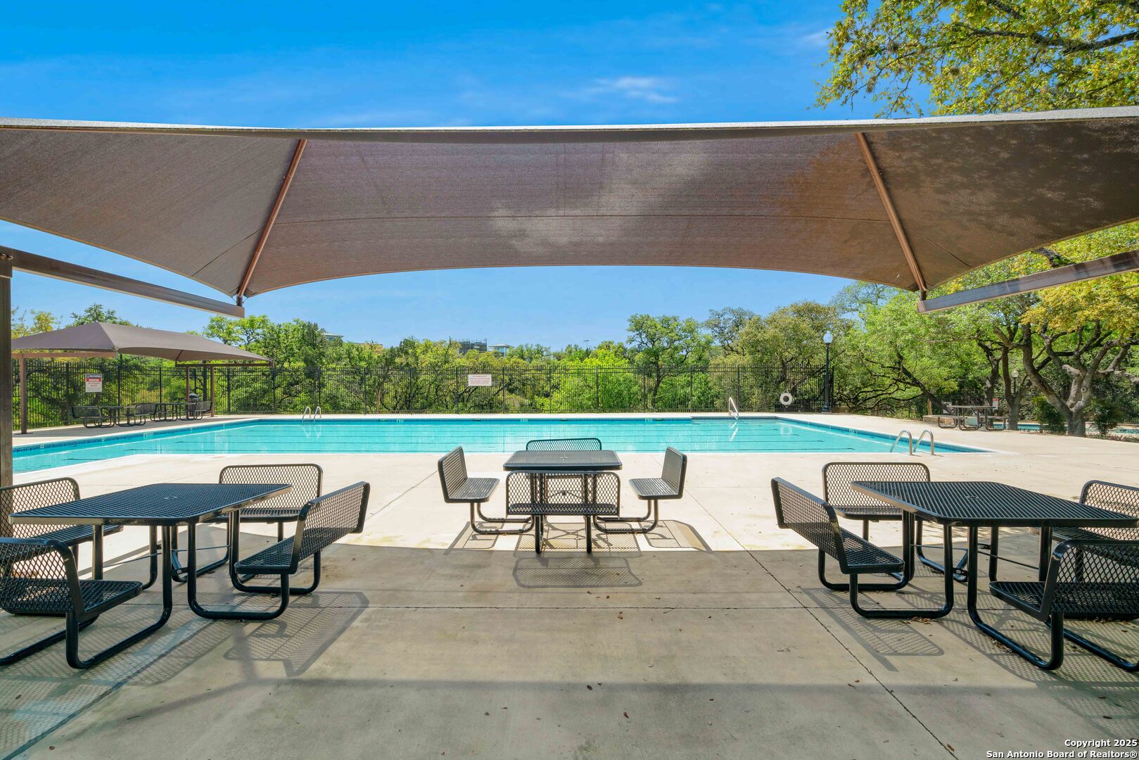 18611 Surreywood San Antonio TX 78258