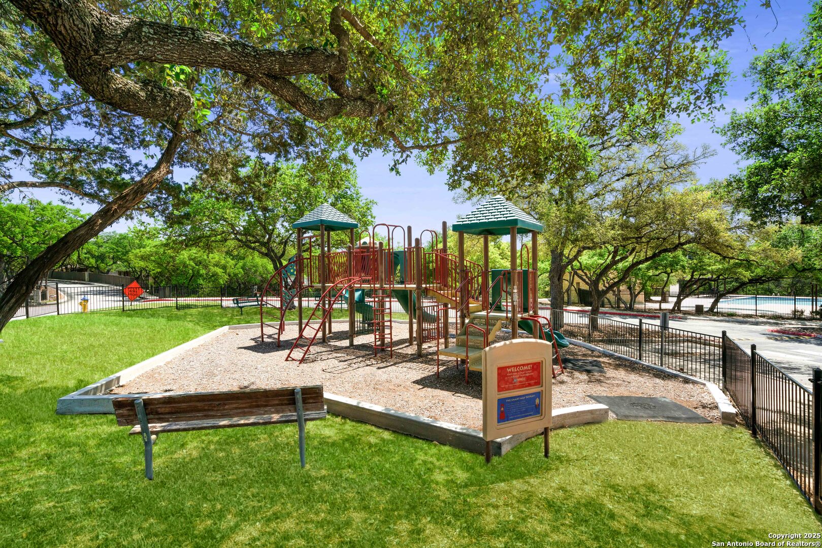 18611 Surreywood San Antonio TX 78258