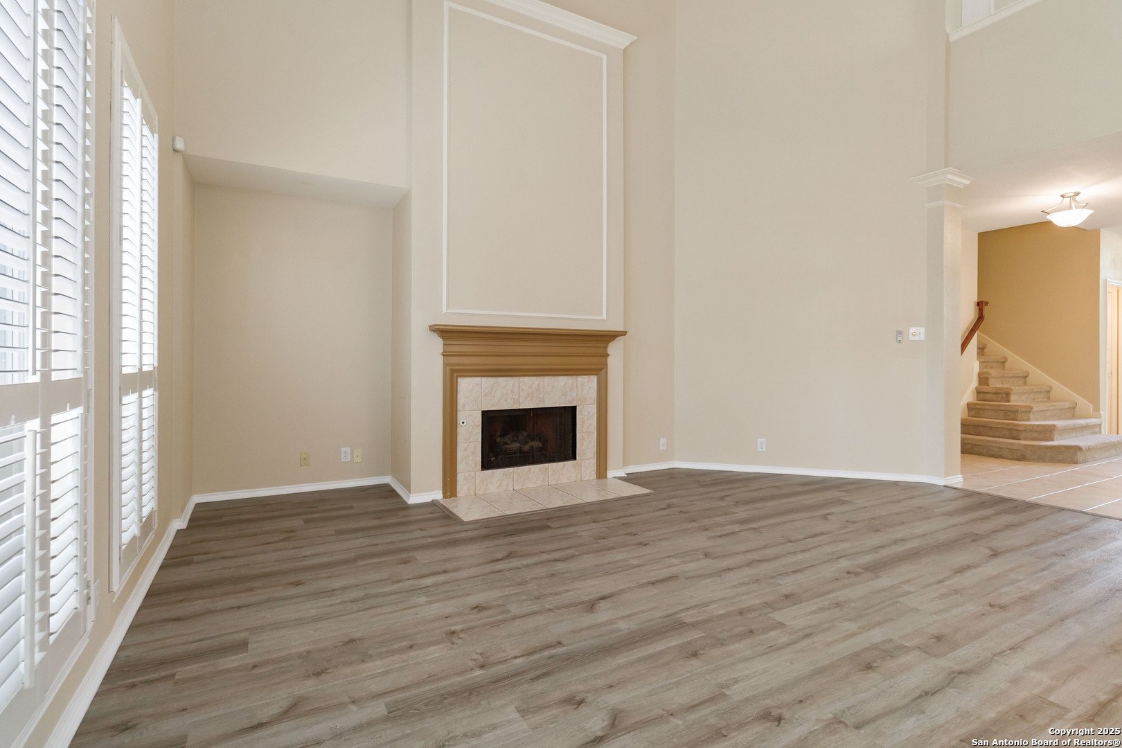 18611 Surreywood San Antonio TX 78258