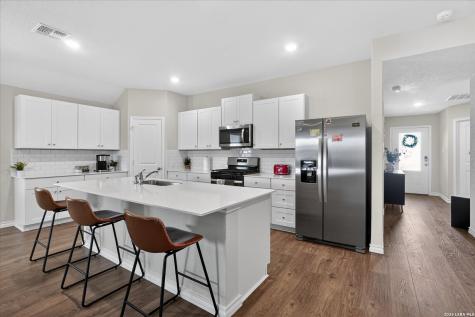 5622 Hartley Home San Antonio TX 78245
