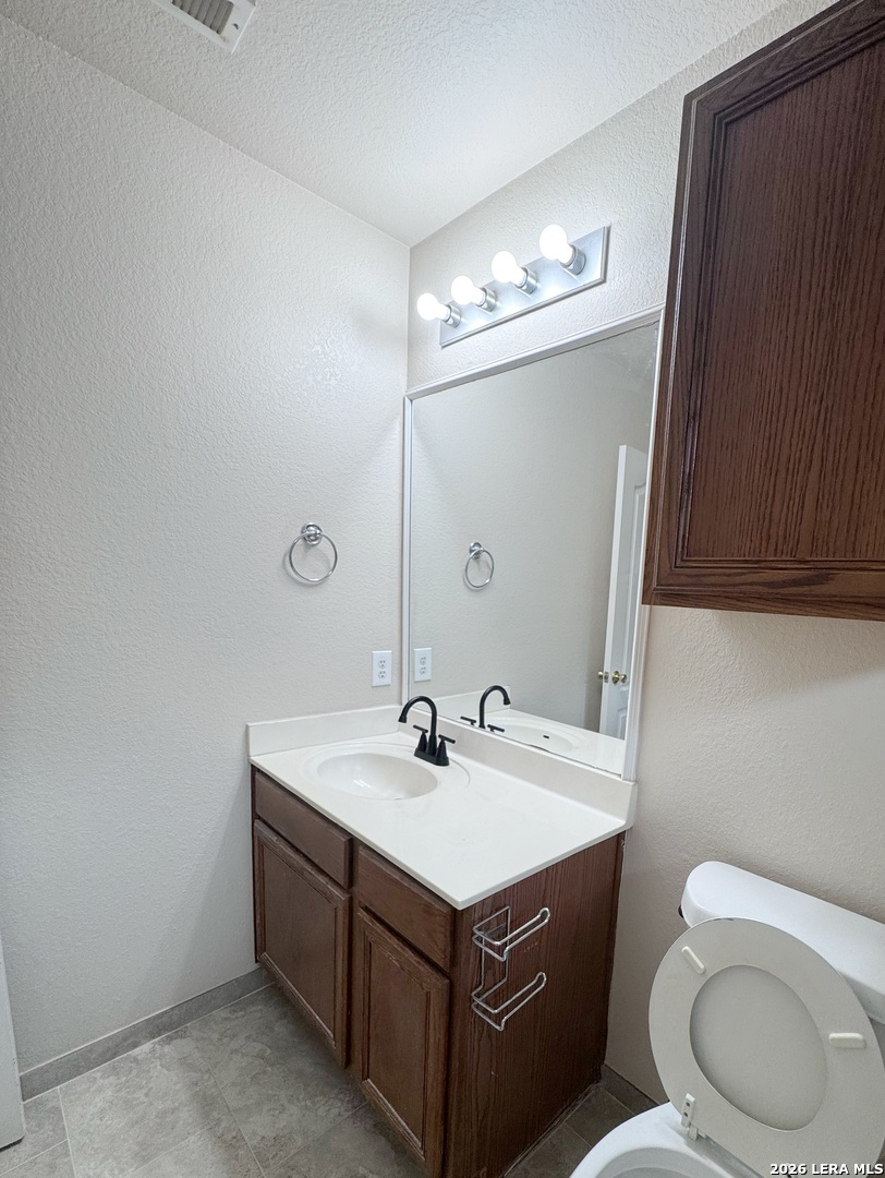 16 Pembroke Court San Antonio TX 78240