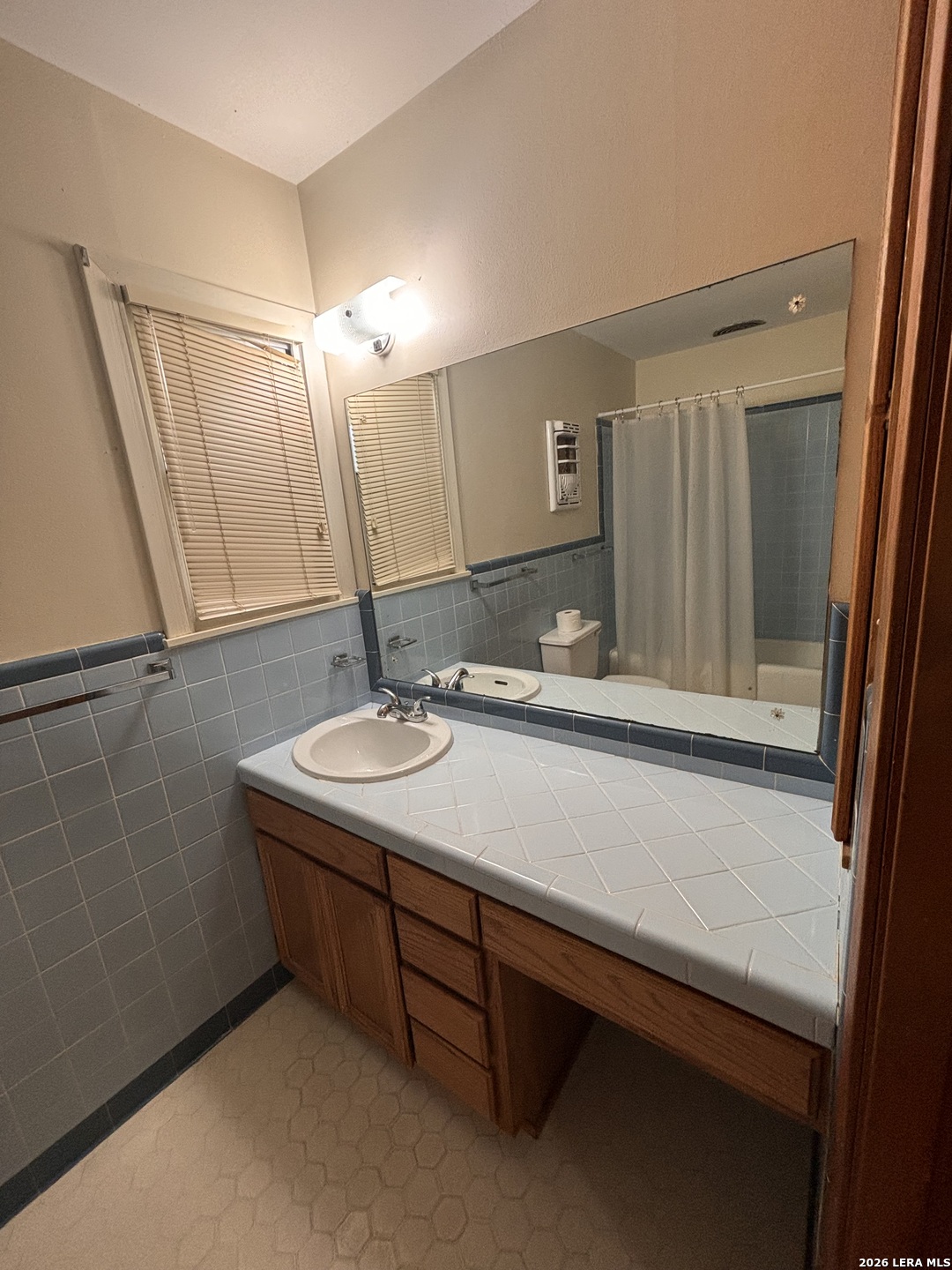 123 W Anglin Uvalde TX 78801