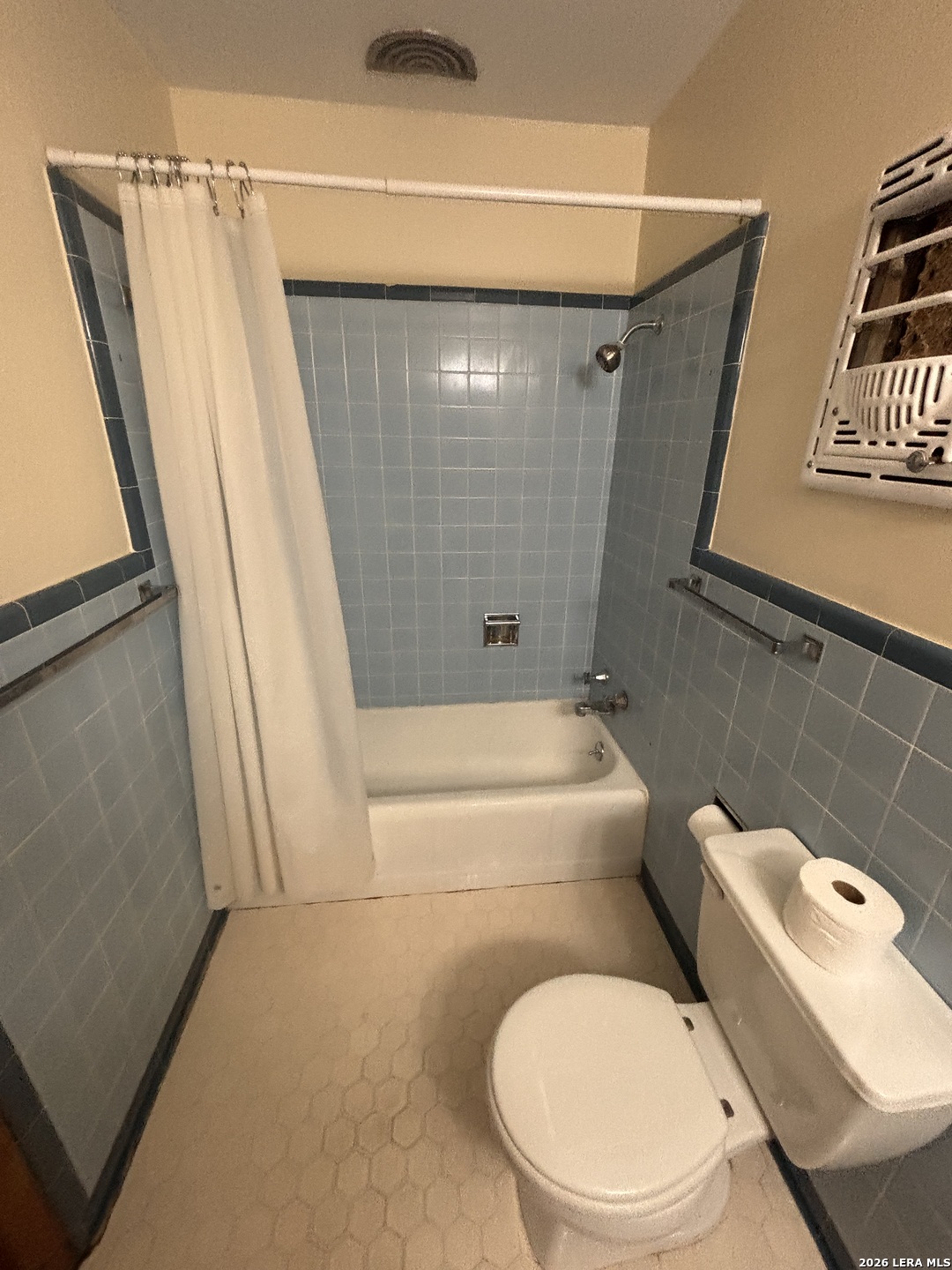123 W Anglin Uvalde TX 78801