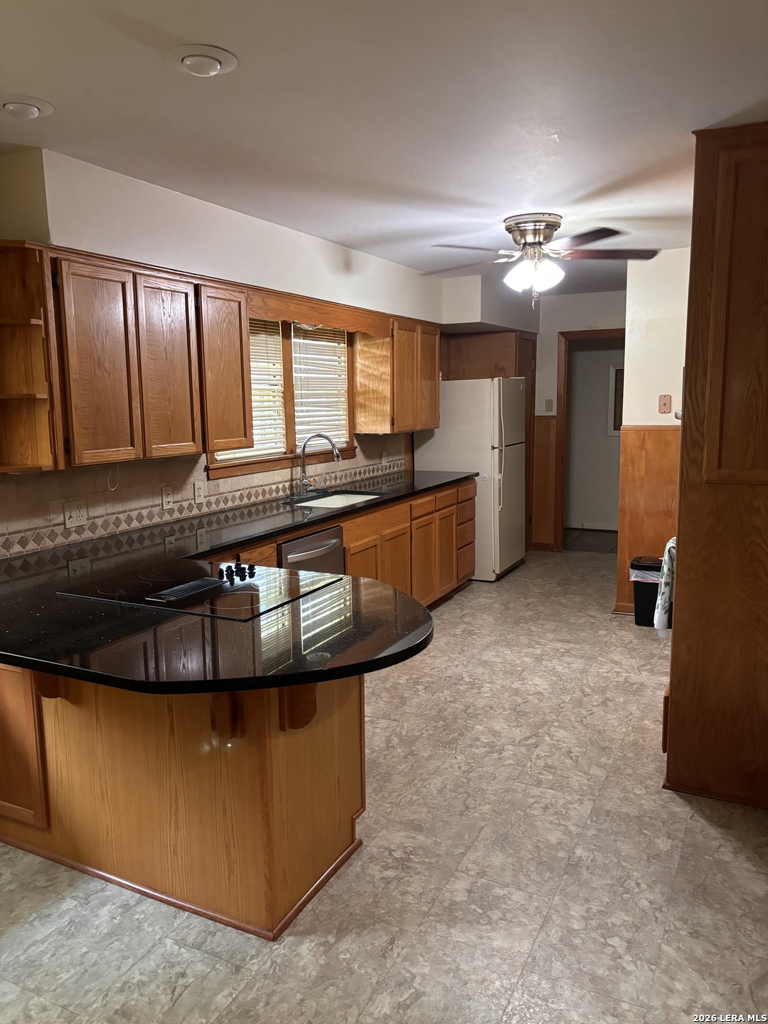 123 W Anglin Uvalde TX 78801