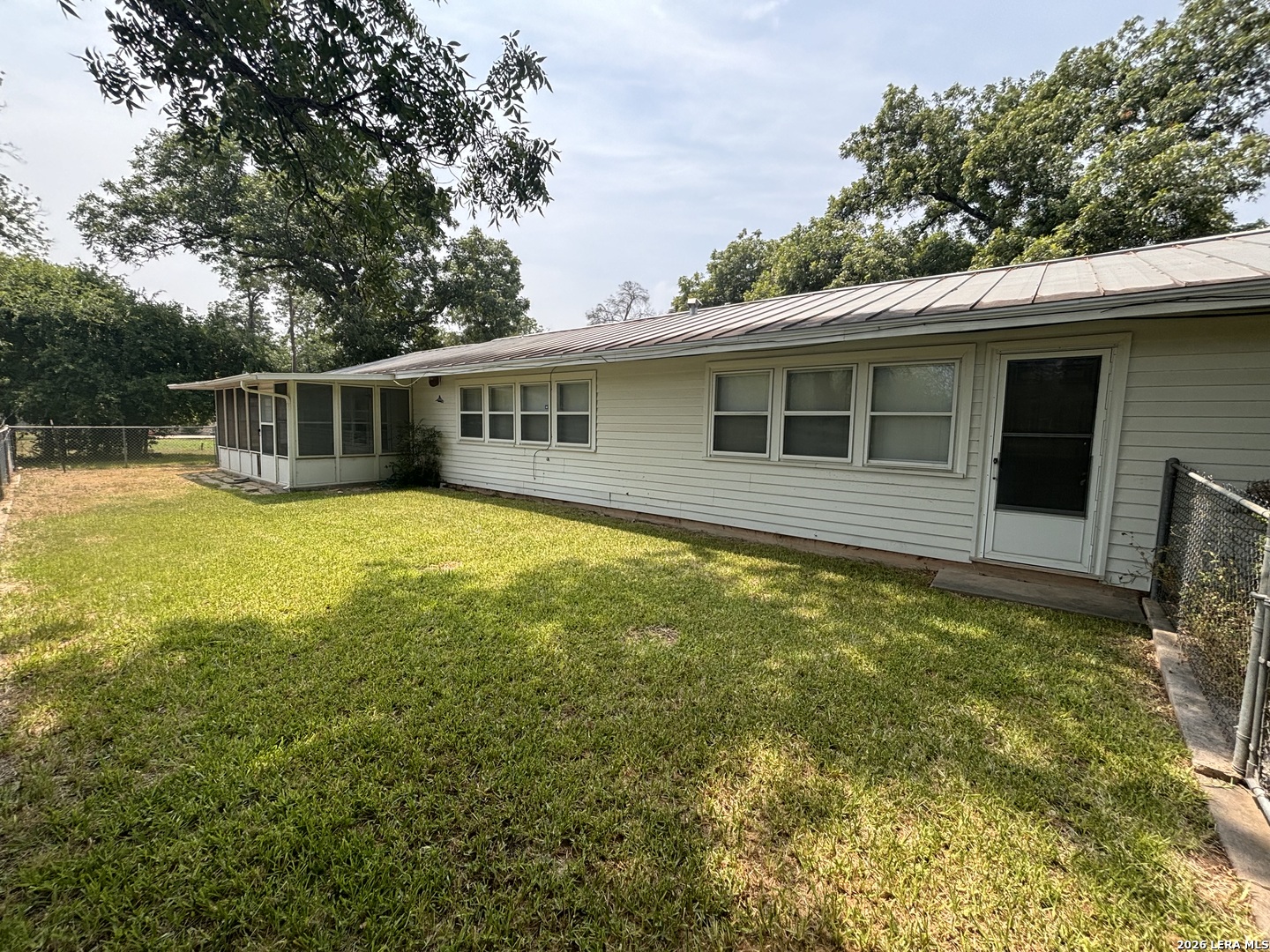 123 W Anglin Uvalde TX 78801