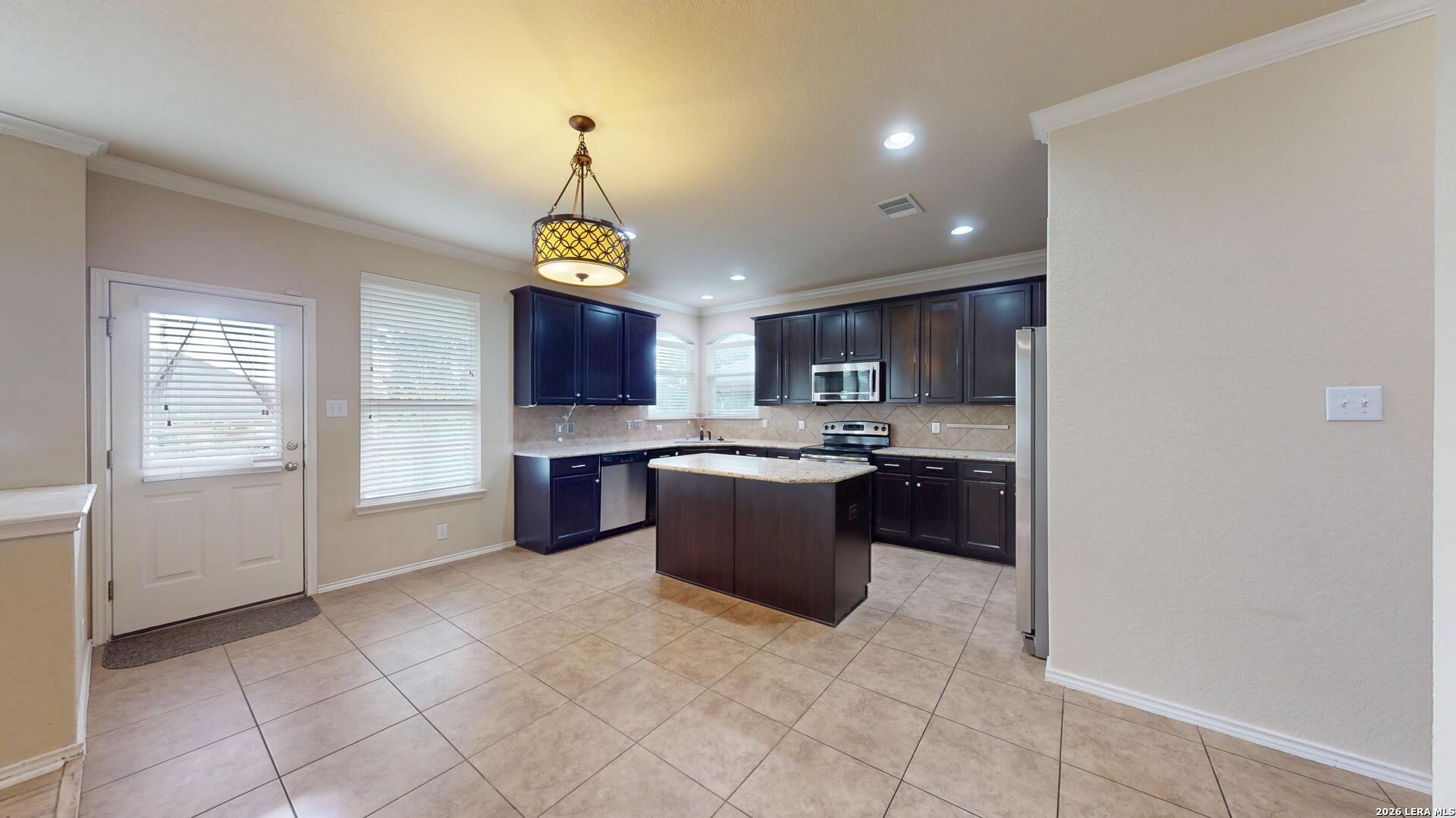 229 Kensington Drive Cibolo TX 78108