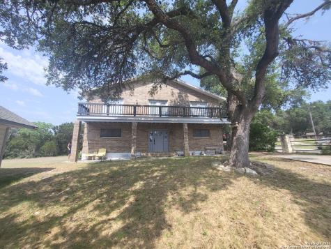 108 Oak Crest Canyon Lake TX 78133