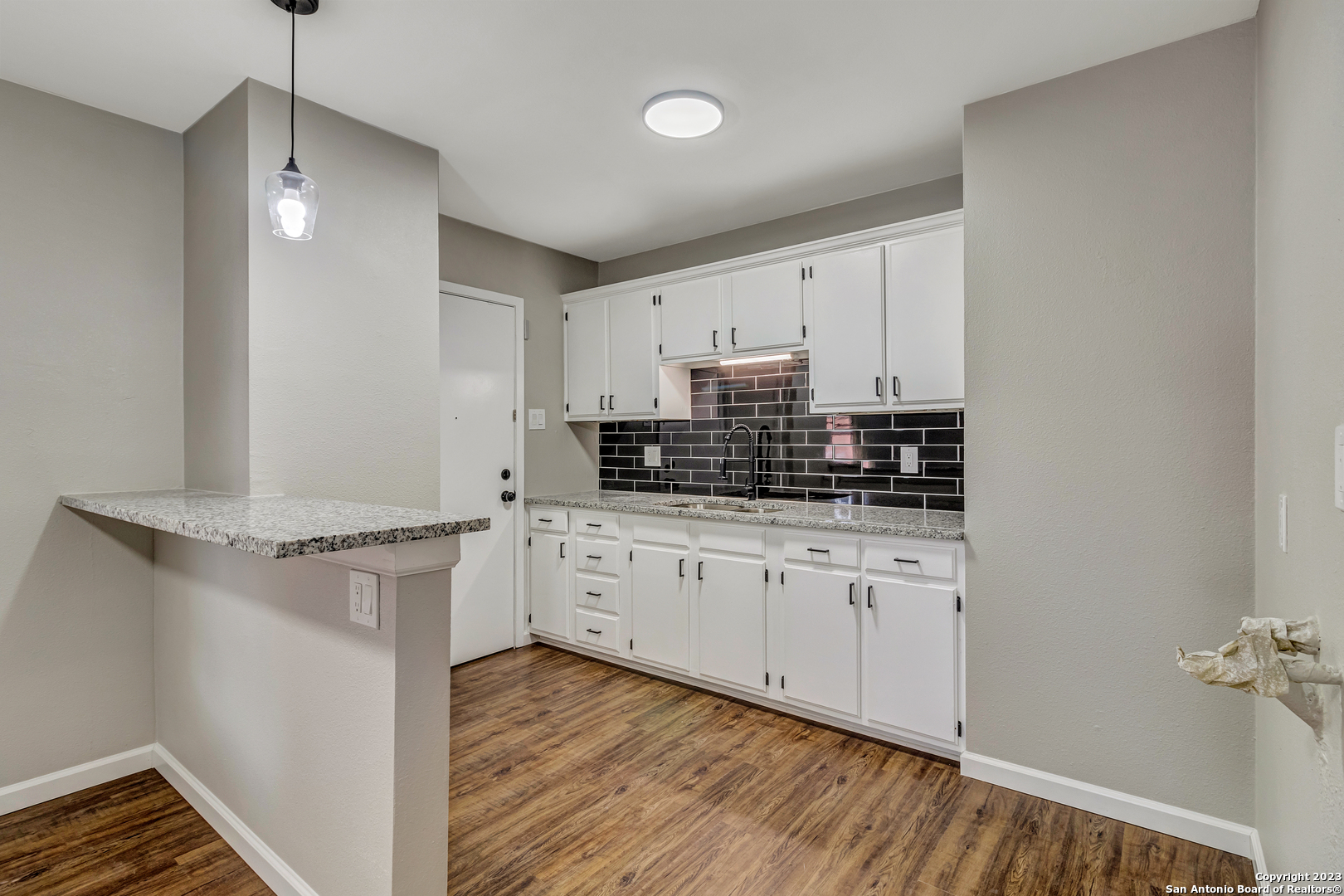 8815 Oakbrook Street San Antonio TX 78221