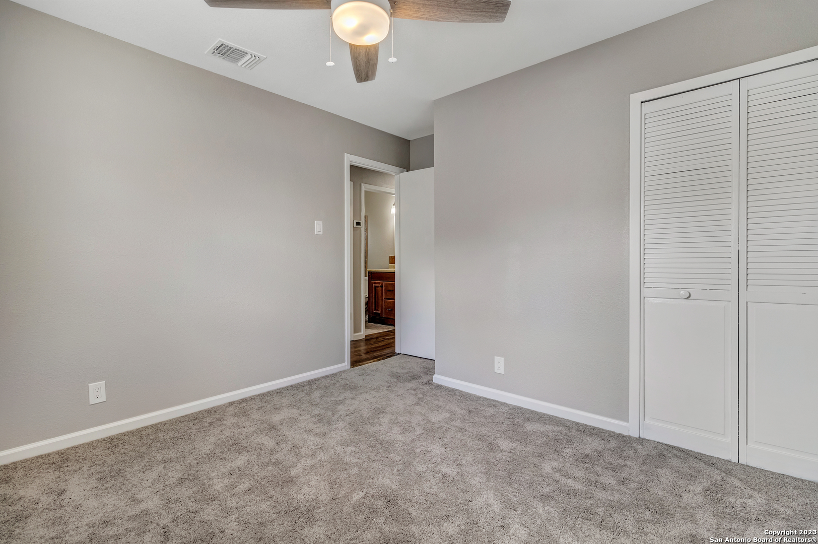 8815 Oakbrook Street San Antonio TX 78221