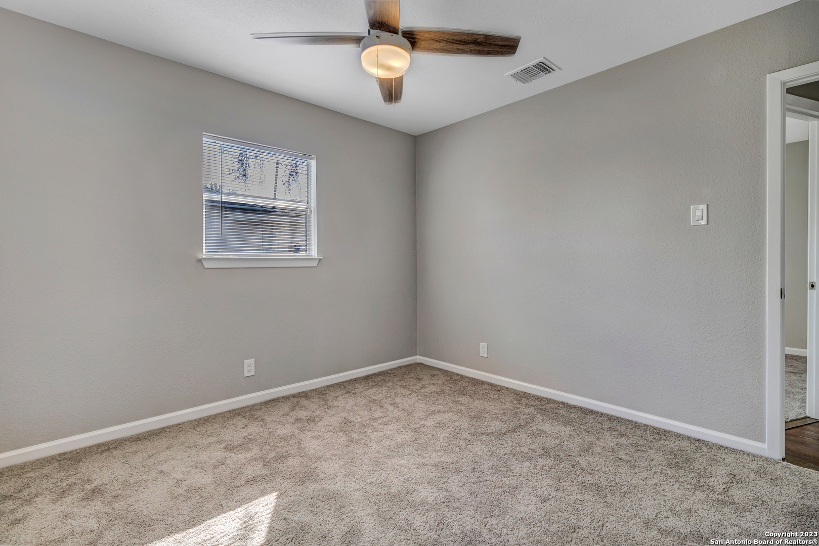 8815 Oakbrook Street San Antonio TX 78221