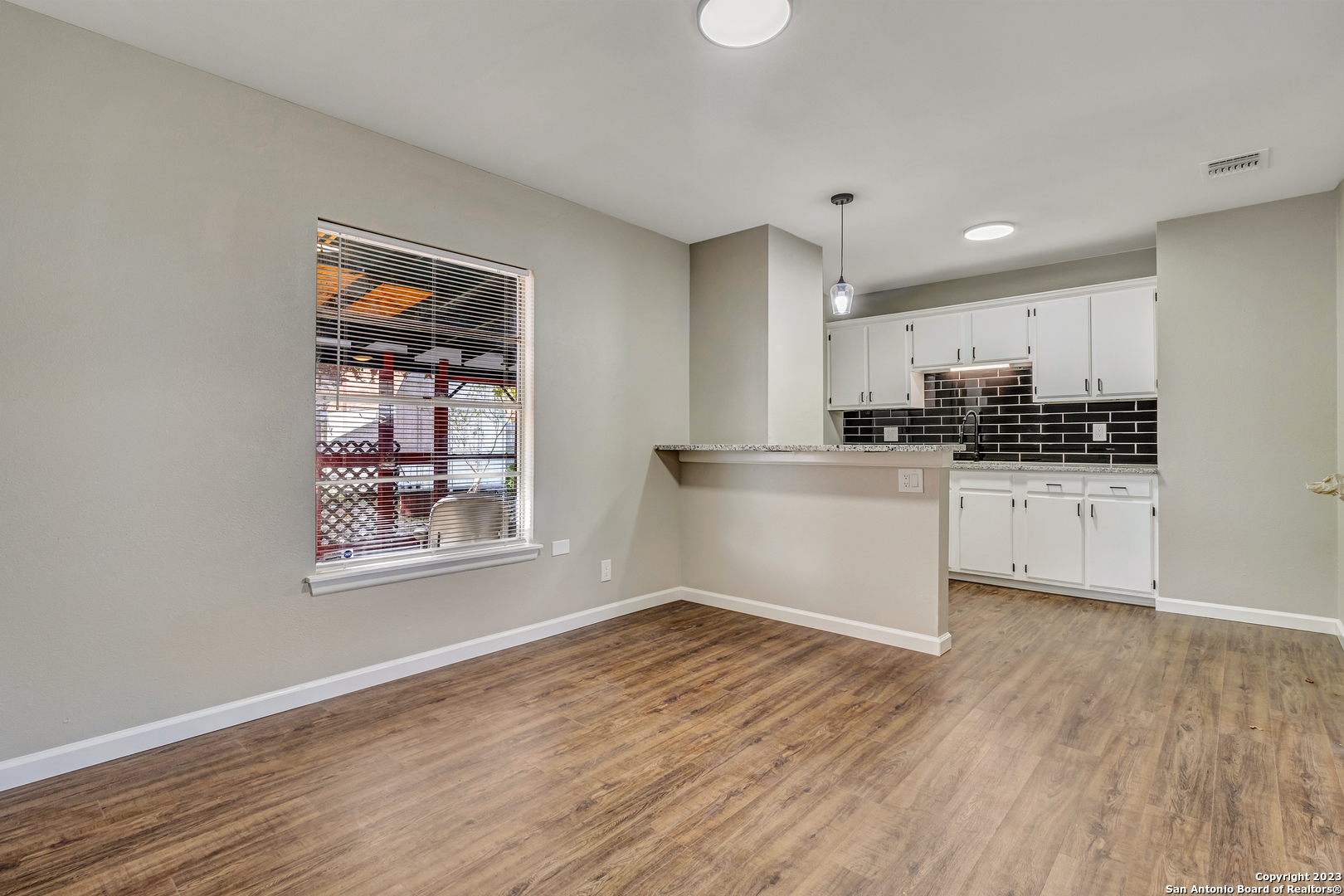 8815 Oakbrook Street San Antonio TX 78221