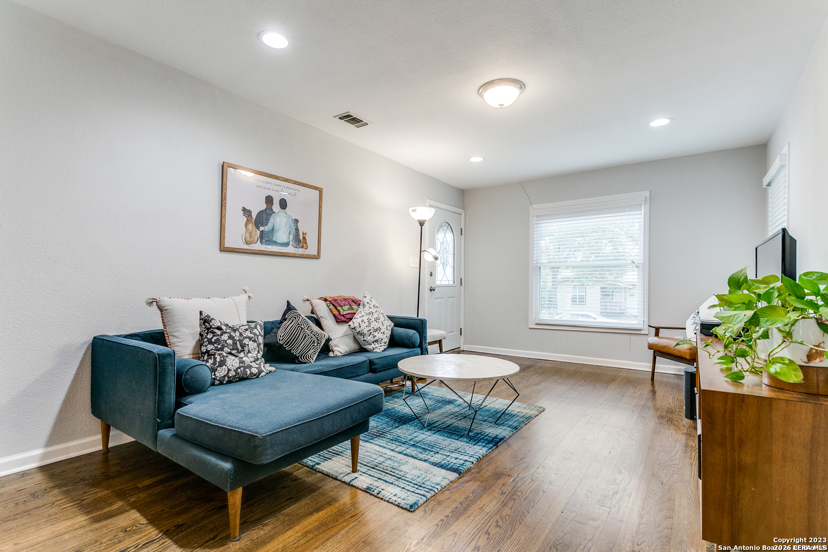 323 Byrnes San Antonio TX 78209