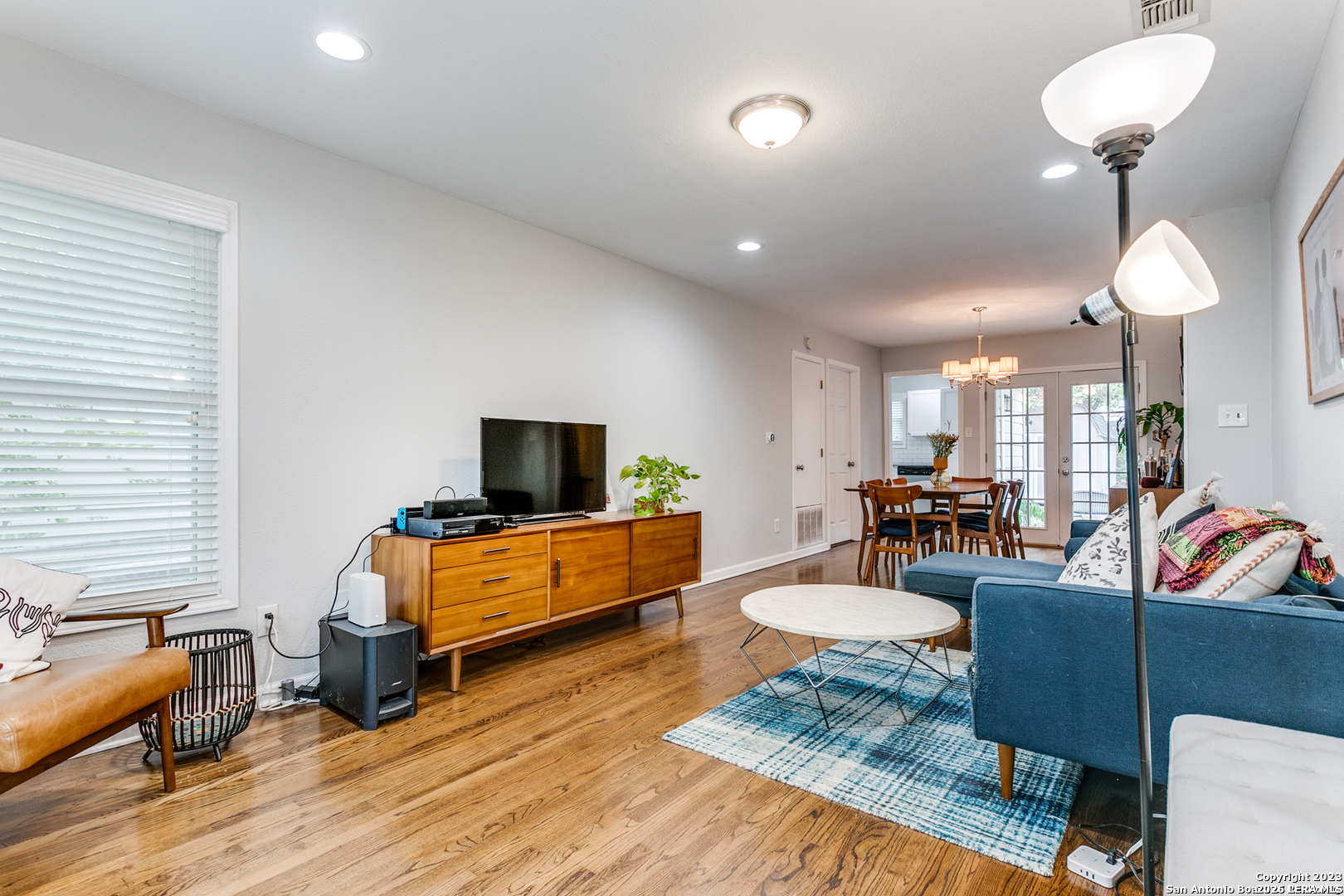 323 Byrnes San Antonio TX 78209