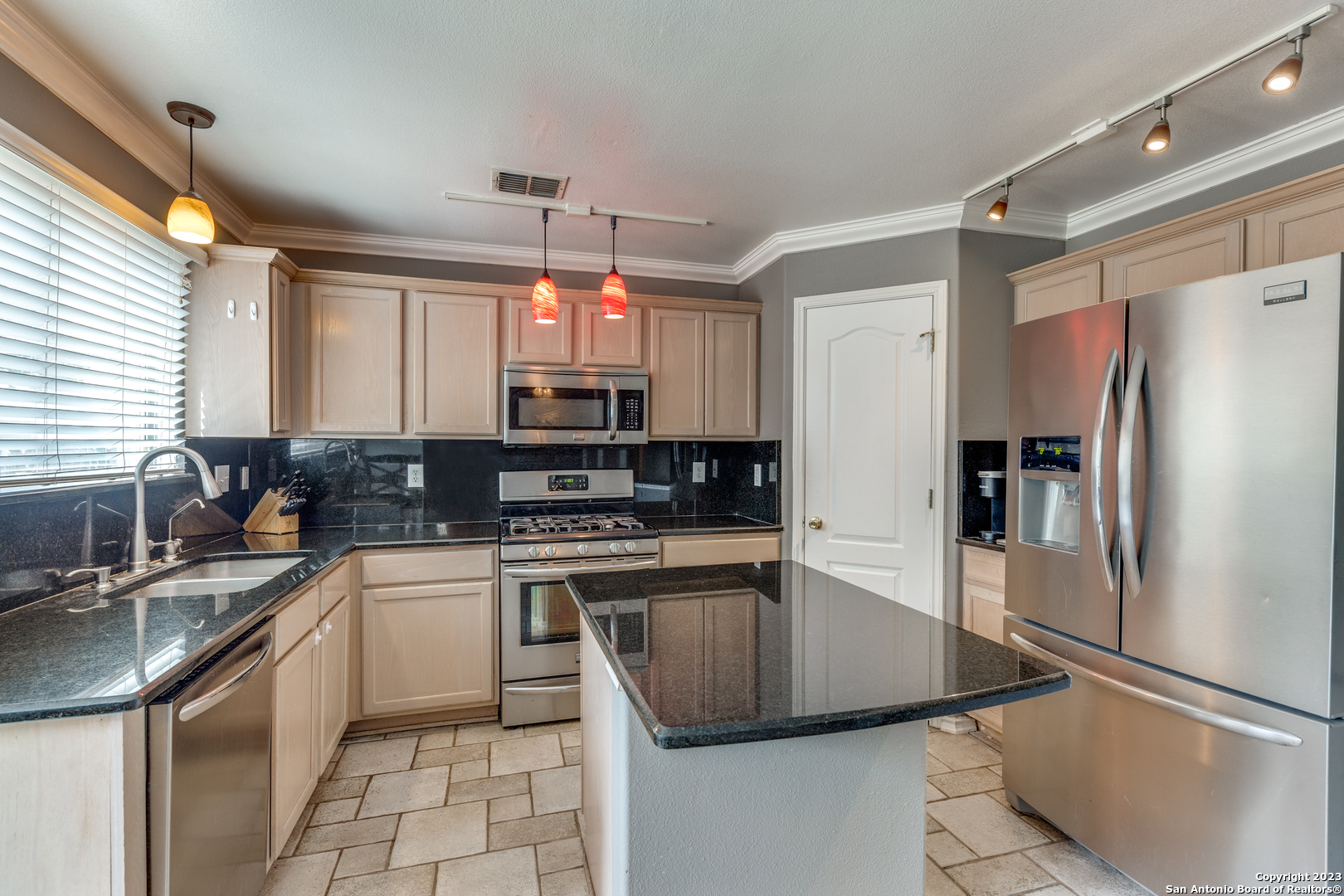 6046 Wood San Antonio TX 78249