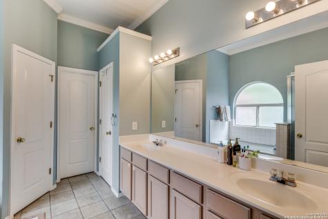 6046 Wood San Antonio TX 78249