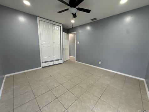 3730 La Sabre San Antonio TX 78218