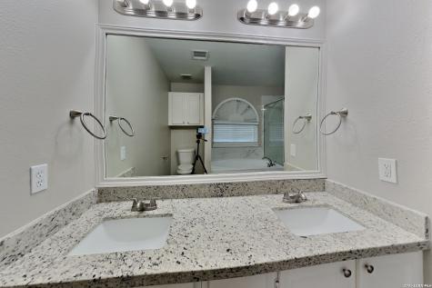 10406 Appaloosa Bay San Antonio TX 78254