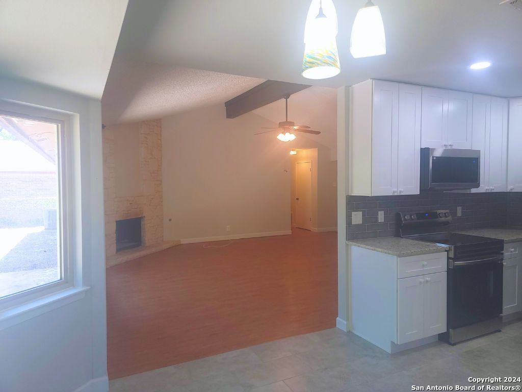 8842 Thatch Drive San Antonio TX 78240