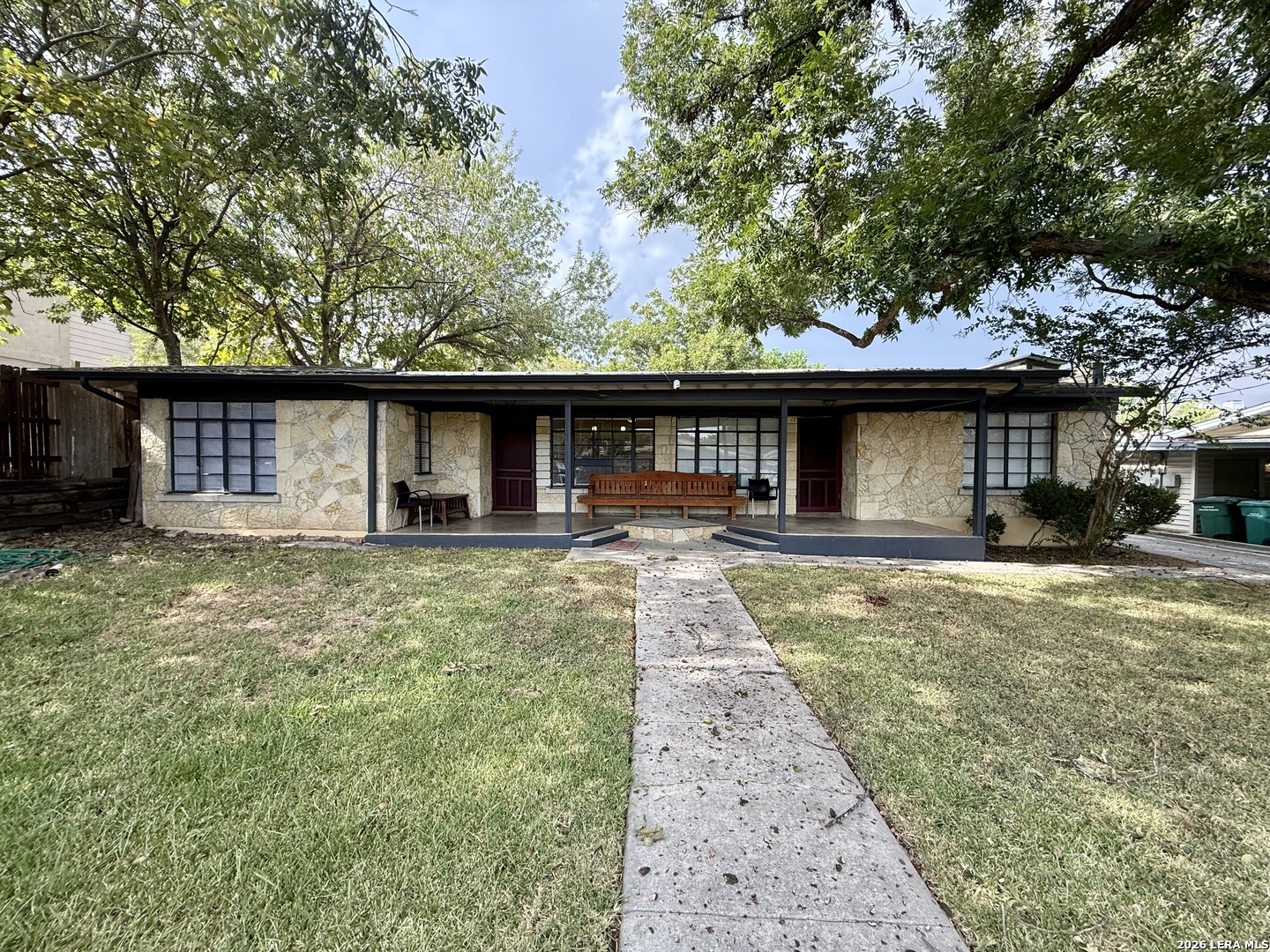 215 Deerwood Drive San Antonio TX 78209