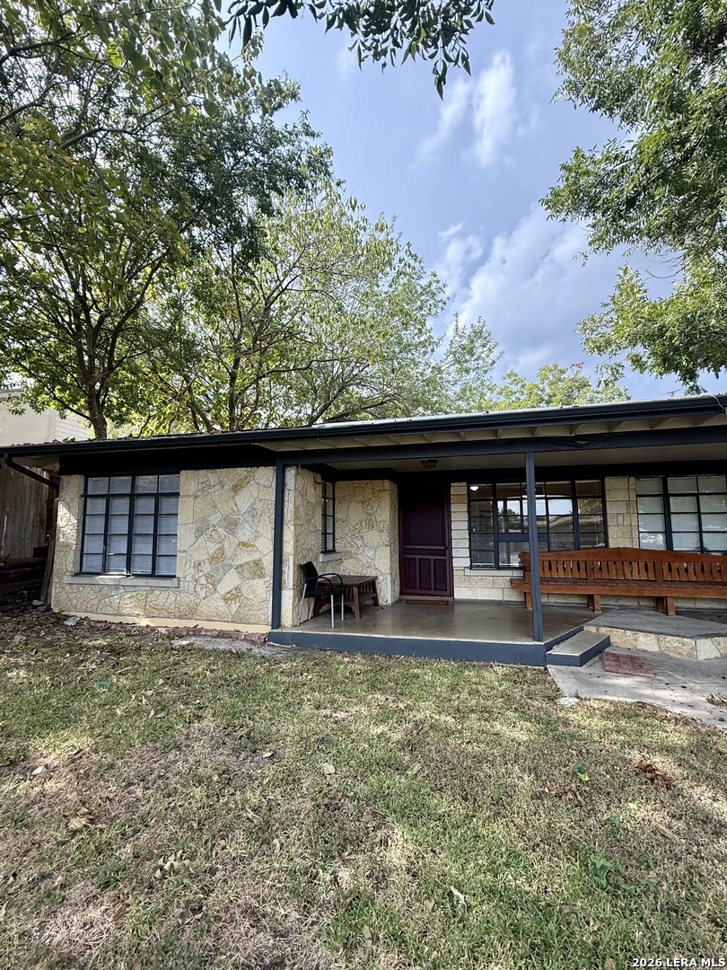215 Deerwood Drive San Antonio TX 78209