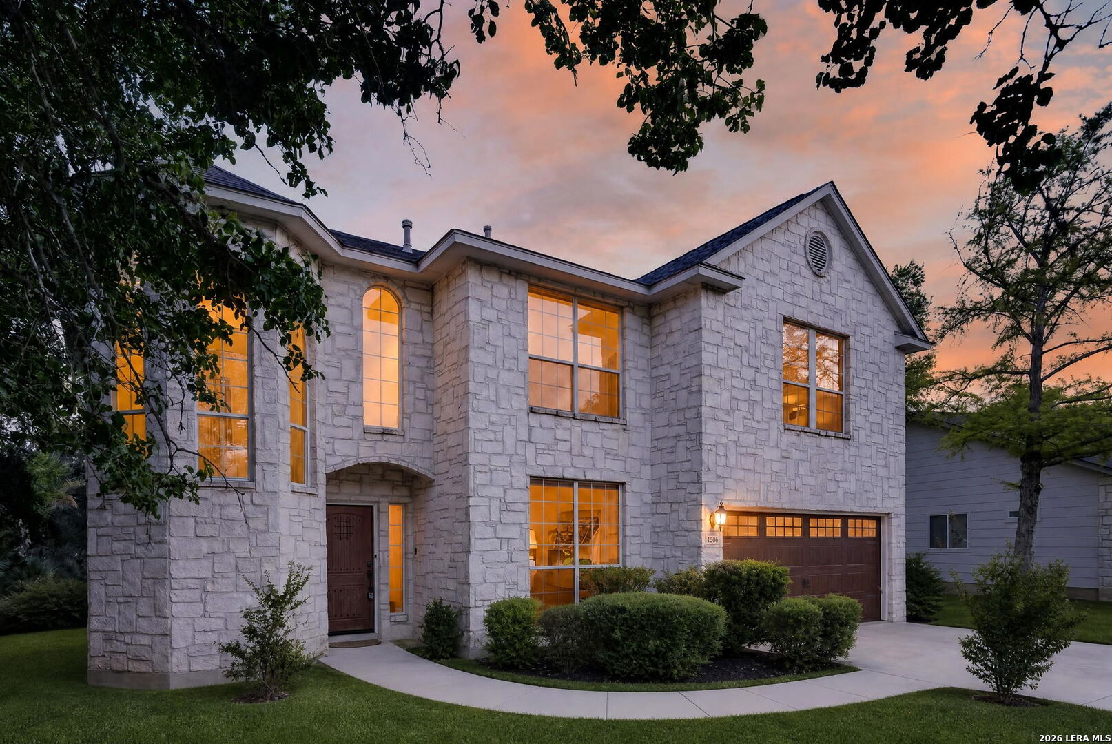 1506 Crescent Point San Antonio TX 78258