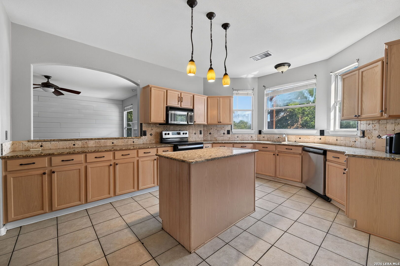 1506 Crescent Point San Antonio TX 78258