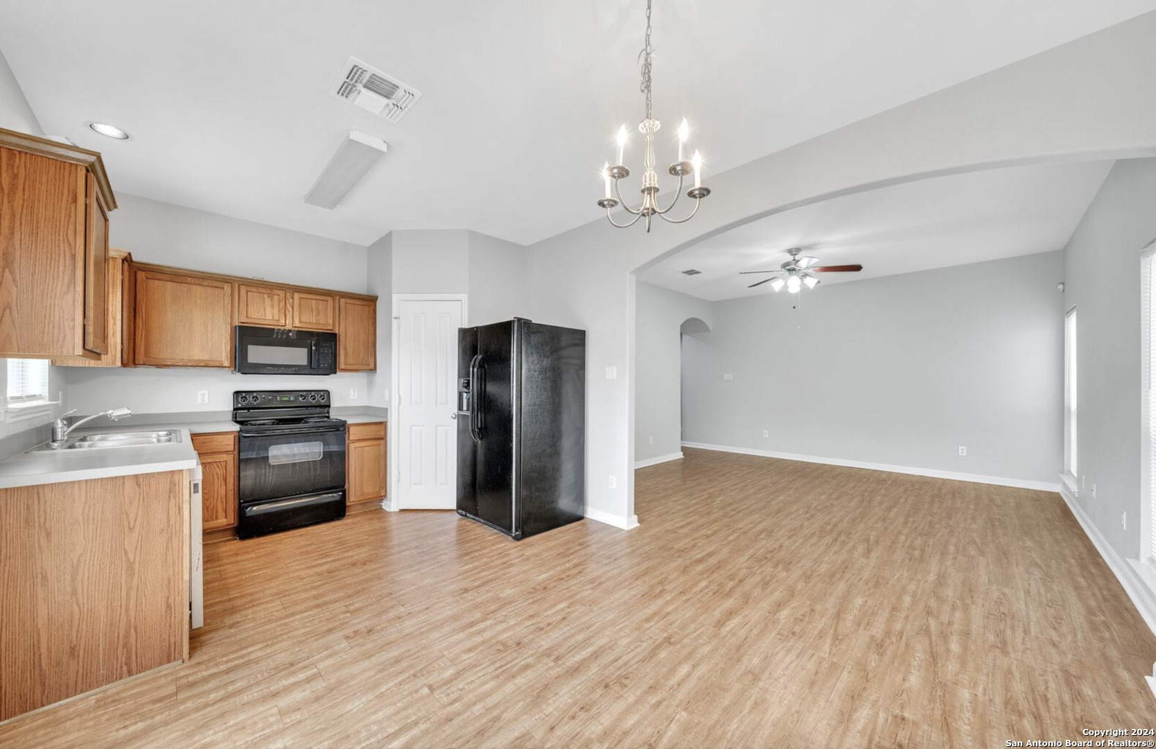 564 Slippery Rock Cibolo TX 78108